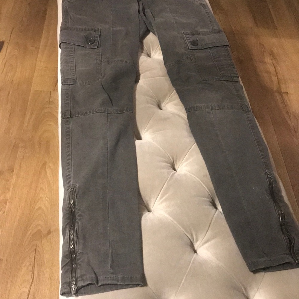 Jeans - Picture 2 of 3